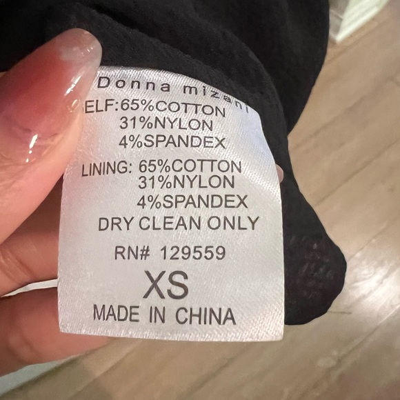 Donna Mizani Deep V neck short dress with ruffle skirt - Picture 4 of 5